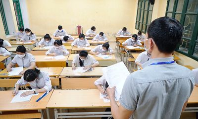 Ngày đầu tiên kỳ thi lớp 10 tại Hà Nội: 5 thí sinh vi phạm quy chế thi 