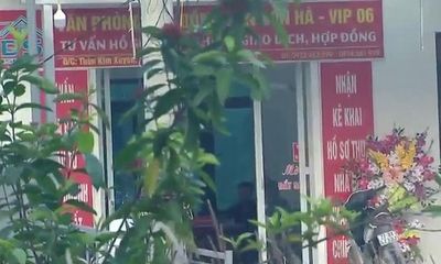 Tuyên Quang: Đình chỉ công tác chủ tịch xã có dấu hiệu trục lợi khi làm sổ đỏ