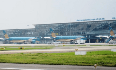 Điều chỉnh thời gian mở cửa khai thác trở lại sân bay Nội Bài sau khi bão Talim giảm cấp