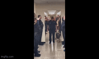 Video: Văn phòng cảnh sát trưởng làm lễ tri ân người bạn đặc biệt bị ung thu giai đoạn cuối
