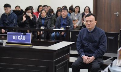 Vì sao phiên tòa xét xử Cựu Giám đốc CDC Hà Nội bất ngờ bị hoãn?