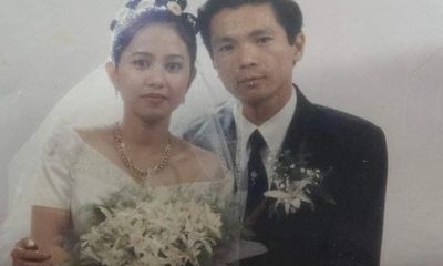 Hôn nhân hơn 2 thập kỷ vẫn mặn nồng của vợ chồng NSND Trung Anh