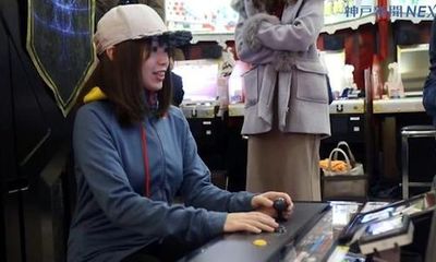 Chê đàn ông cao dưới 1,7m, nữ game thủ Nhật Bản lập tức bị sa thải 