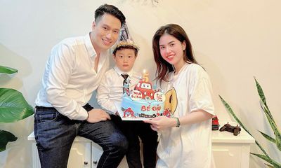 Diễn viên Việt Anh hội ngộ vợ cũ, cùng mừng sinh nhật con trai 