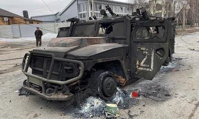 Hình ảnh loạt xe quân sự Nga bị tàn phá ở Ukraine