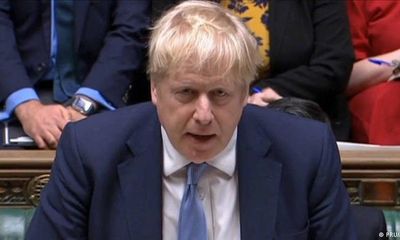 Thủ tướng Anh lên tiếng xin lỗi trước quốc hội 
