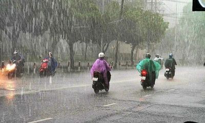 Dự báo mưa dông sắp tiến vào nội thành Hà Nội