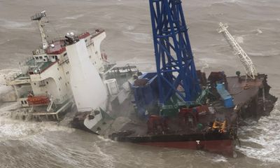 Trung Quốc: Chìm cần cẩu nổi ở Quảng Đông, 27 người mất tích 