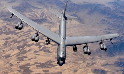 Mỹ dự định triển khai phi đội máy bay ném bom B-52 đến Australia