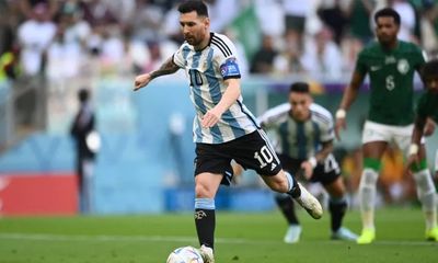 Messi lập kỷ lục ở World Cup sau thất bại trước Ả Rập Xê Út