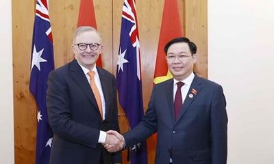 Chủ tịch Quốc hội Vương Đình Huệ hội kiến Thủ tướng Australia Albanese