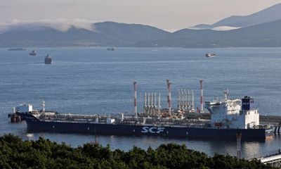Tàu chở dầu tắc nghẽn ngoài khơi Thổ Nhĩ Kỳ do lệnh áp giá trần với Nga