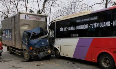 Tuyên Quang: Xe khách tông trực diện ô tô tải, 7 người thương vong 