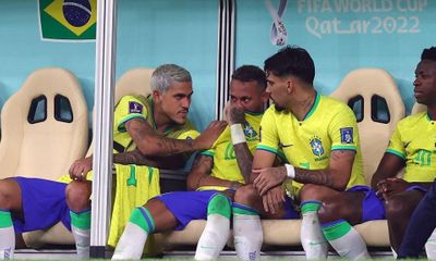Chấn thương nghiêm trọng đếm mức nào mà khiến Neymar bật khóc, CĐV Brazil “lo sốt vó”?