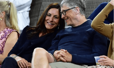 Tỷ phú Bill Gates hẹn hò sau hai năm ly dị