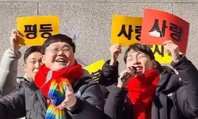Bước ngoặt hôn nhân đồng giới ở Hàn Quốc: Tòa án công nhận bảo hiểm y tế cho các cặp đôi