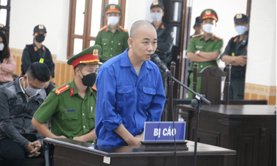 Bình Thuận: Lái xe Mercedes tông chết người lãnh 4 năm tù