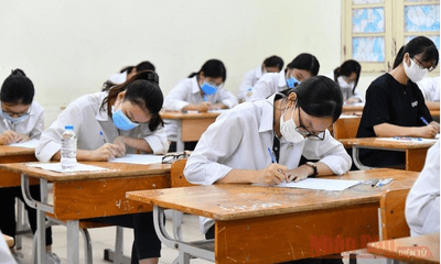 Công bố 34 thí sinh đầu tiên được tuyển thẳng vào lớp 10 THPT chuyên ở Hà Nội
