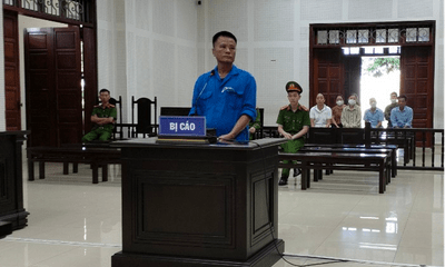 An ninh - Hình sự - Quảng Ninh: Đấu điện vào cổng sắt để sát hại “bạn gái”, người đàn ông lãnh 8 năm tù