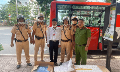 TP.HCM: Bắt giữ 1.700 bao thuốc lá lậu trên xe buýt Phương Trang