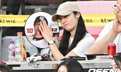 Đến xem chồng thi đấu, Jiyeon (T-ara) bị bình luận viên kém duyên soi mói đời tư