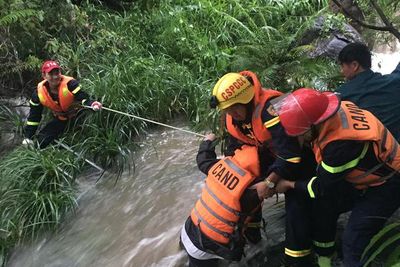 Chủ tịch nước gửi thư khen lực lượng cứu hộ 23 người bị mắc kẹt ở suối