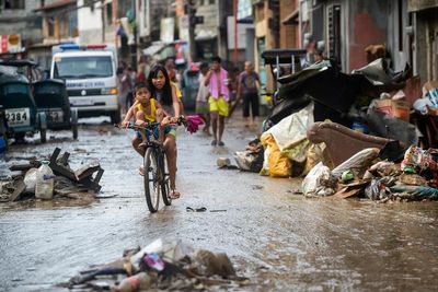 Ảnh: Philippines bị tàn phá nặng nề do cơn bão Noru