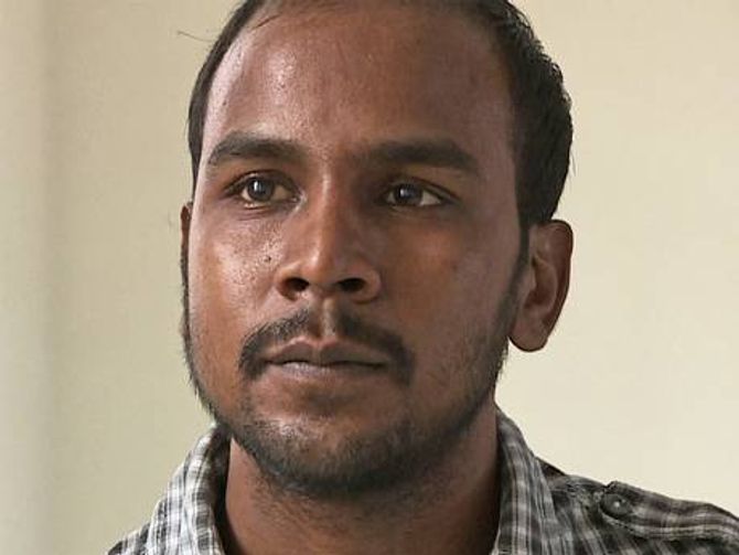 Ấn Độ: Mẹ im lặng nhìn cha, chú, anh trai hãm hiếp con gái suốt 2 năm - Ảnh 1